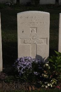 Coxyde Military Cemetery - Jones, Thomas